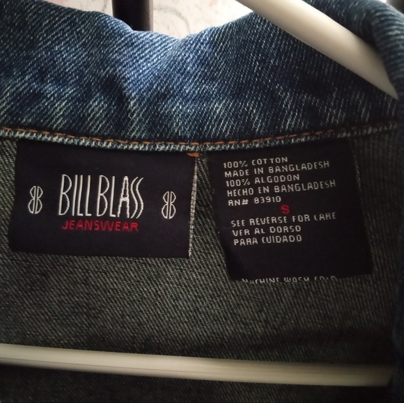 🌞LIKE NEW! Jean Jacket - Picture 4 of 5